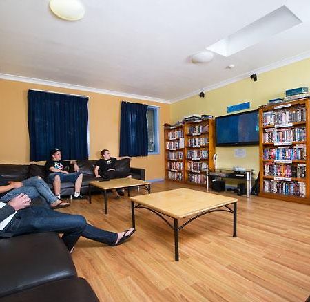Cronulla Beach Hostel Сидней Экстерьер фото